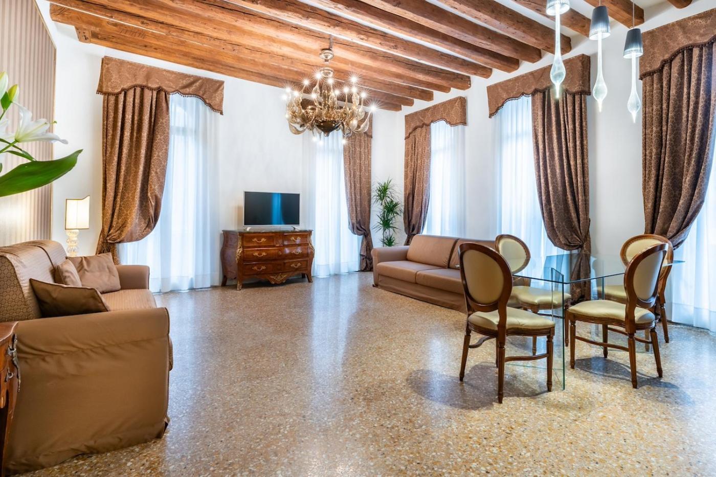 San Teodoro Palace - Luxury Apartments Benátky Exteriér fotografie
